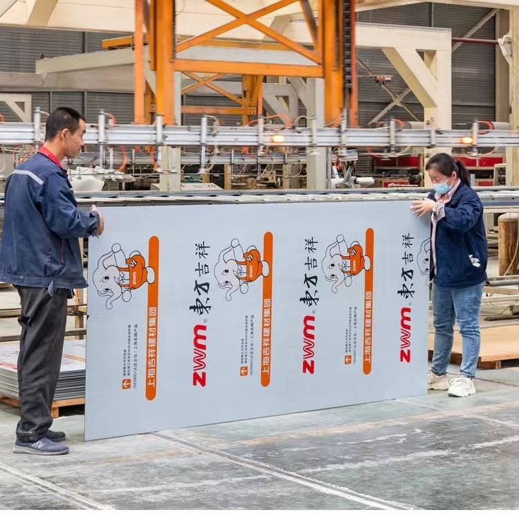 OEM 보호 필름 알루미늄 복합판과 높은 광택과 0.022mm-0.050mm 알루 코일 두께