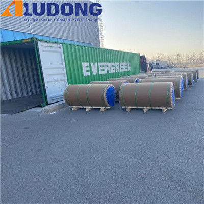 0.18mm 초 얇은 반짝이는 PE / PVDF 코팅 알루미늄 코일